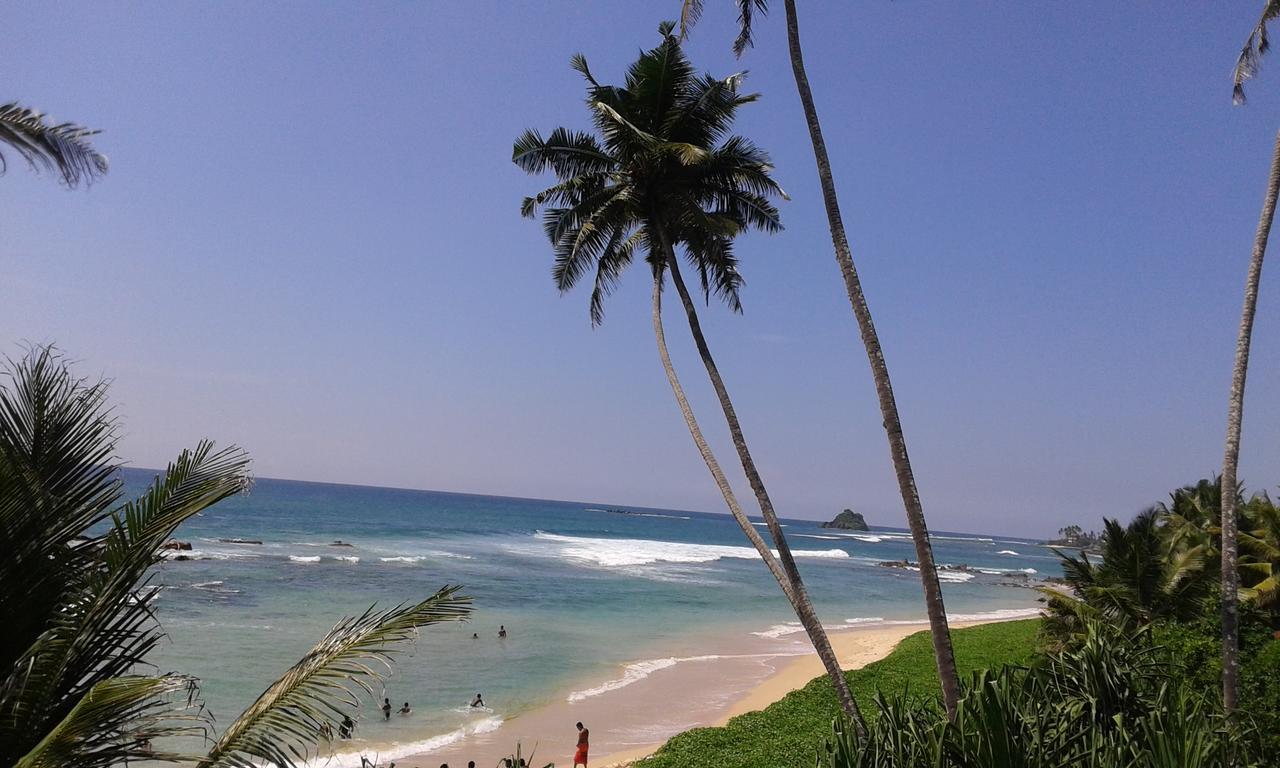 Ram's Surfing Beach,Midigama Timur Bagian luar foto